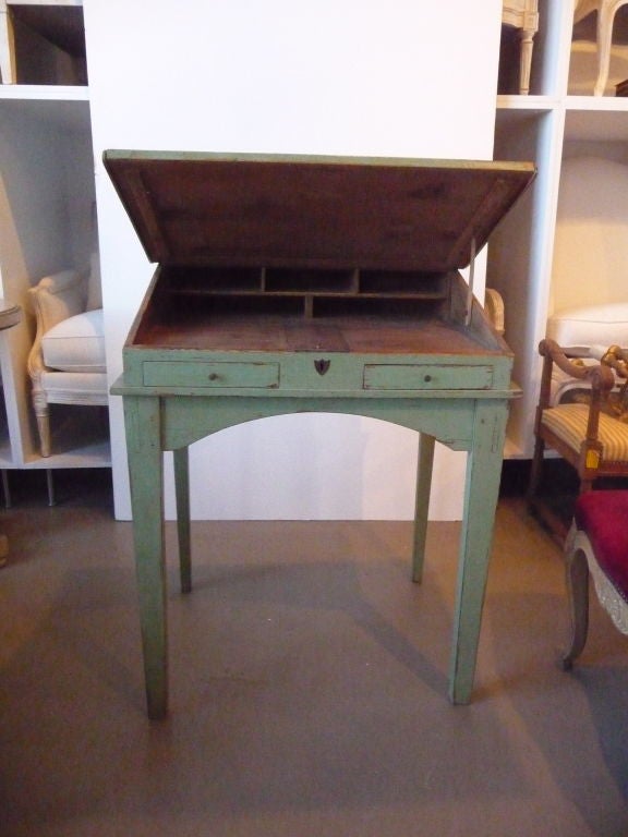 scribe desk