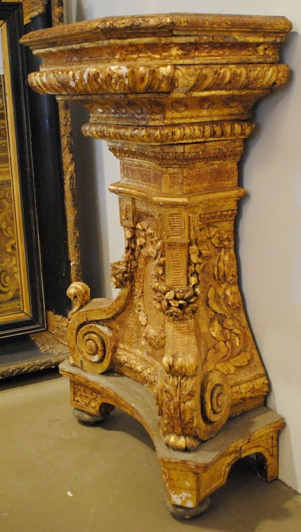 19th Century Giltwood Jardiniere For Sale 4