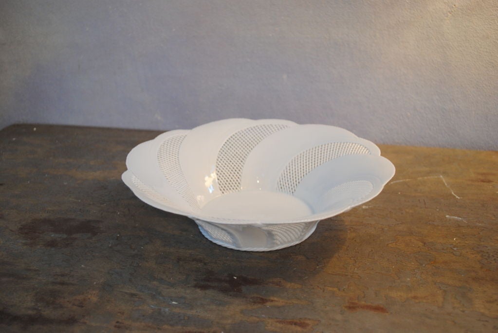 20th Century Porcelain Woven Bowls For Sale