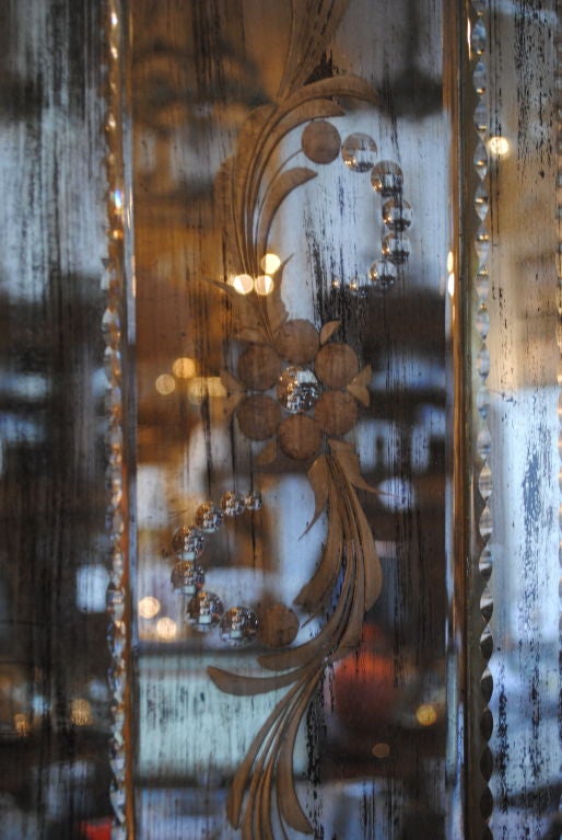 Antiqued Glass Venetian Mirror In Excellent Condition In Boston, MA