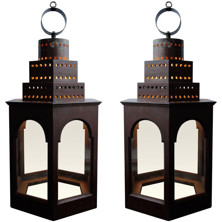 Pair of Red Wooden Lanterns For Sale at 1stDibs