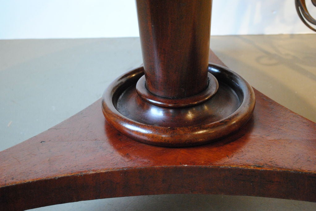 French Round Mahogany Pedestal Base Breakfast Table