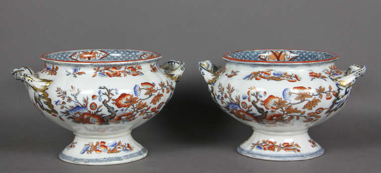 Minton Pottery Imari Pattern Part Dinner Service In Good Condition In Essex, MA