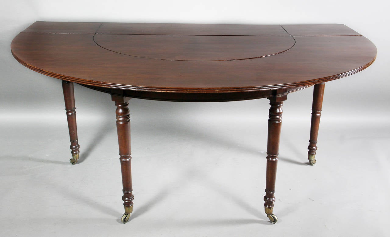 Regency Mahogany Hunt Table In Good Condition In Essex, MA
