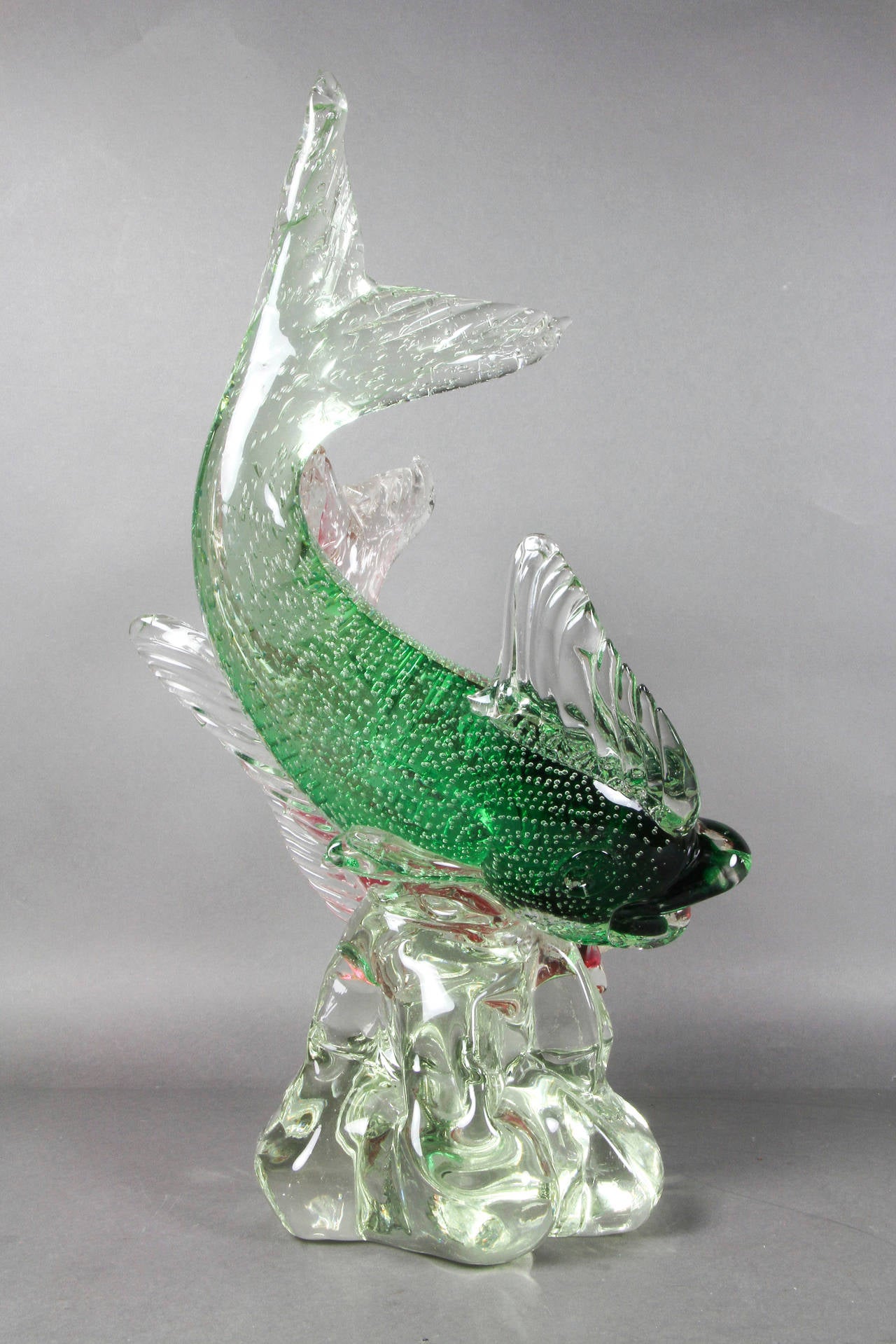 Murano Glass Sculpture Of Two Fish By Barbini In Good Condition In Essex, MA