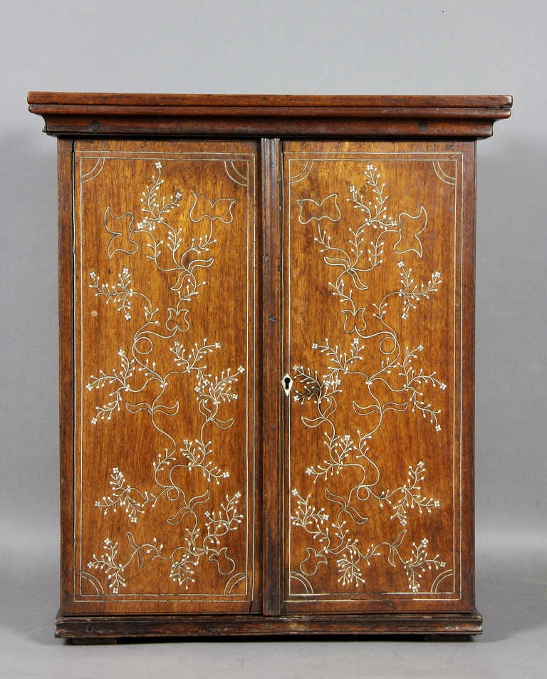 Anglo-Indian Rosewood Cabinet In Good Condition In Essex, MA