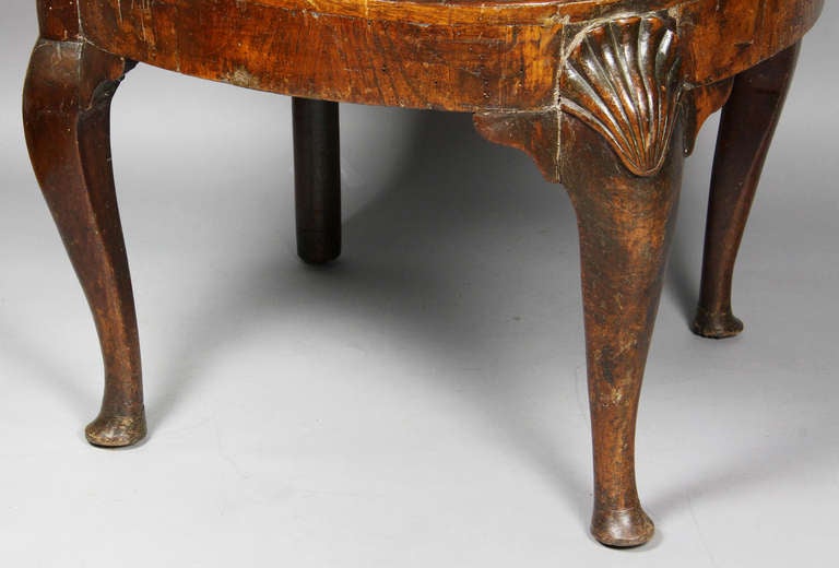 Unusual Queen Anne Walnut Reading Chair at 1stDibs