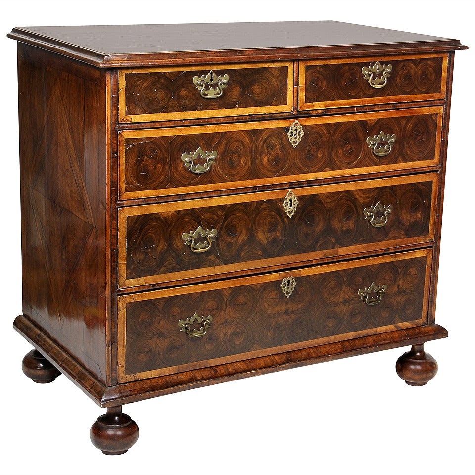 William And Mary Oyster Veneer Chest Of Drawers at 1stDibs