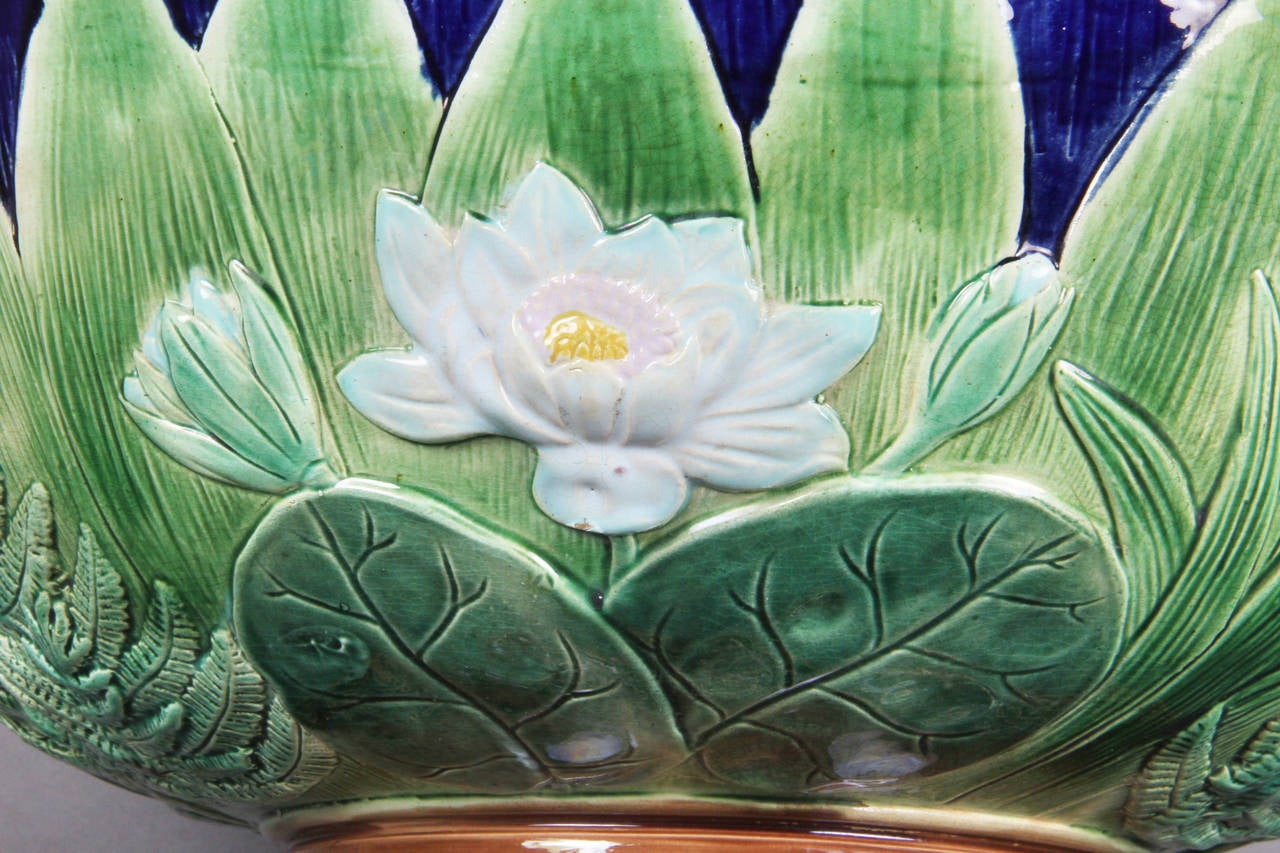 Holdcroft Majolica Punch Bowl In Excellent Condition In Essex, MA