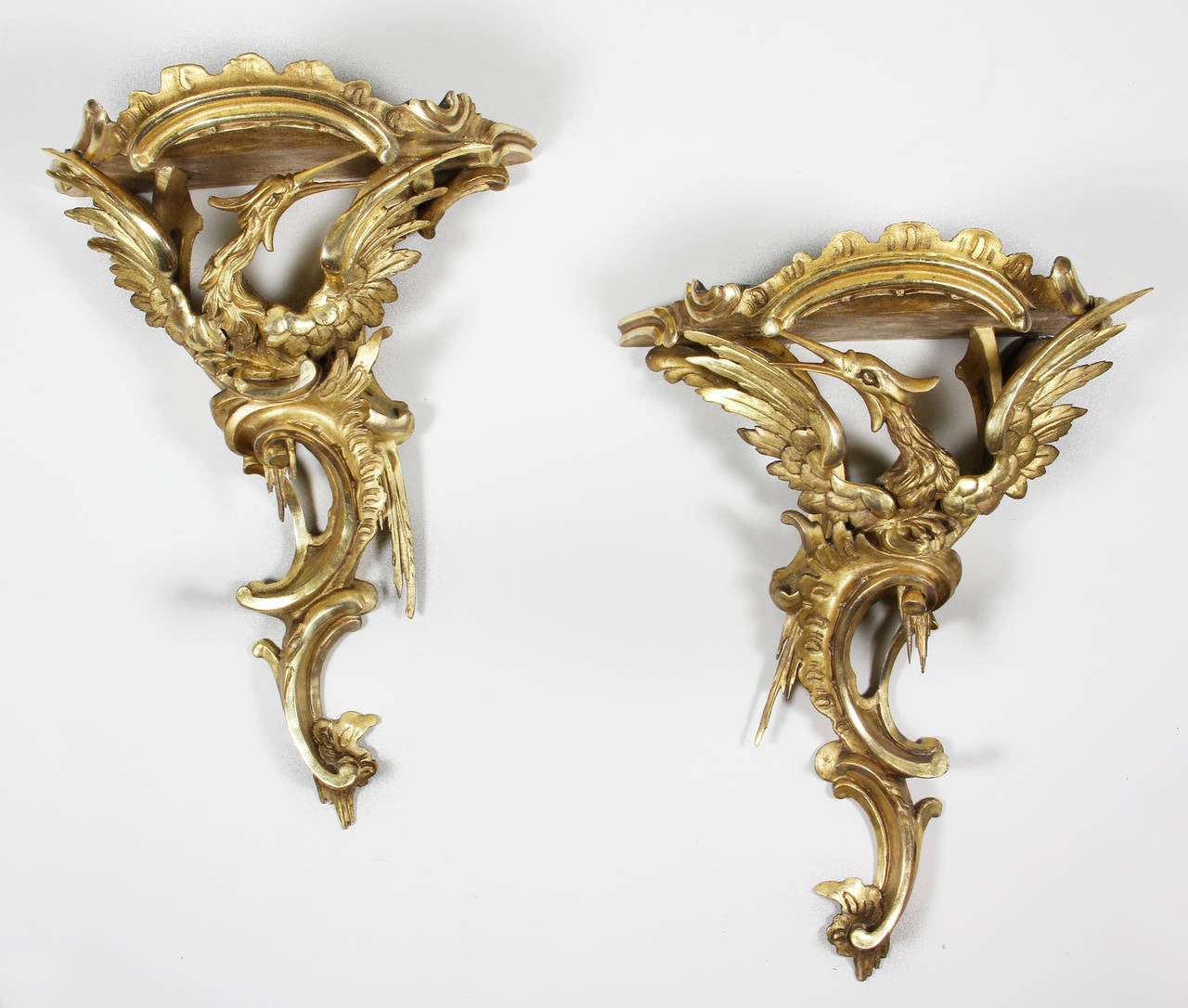 Rococo Pair of George III Giltwood Wall Brackets For Sale