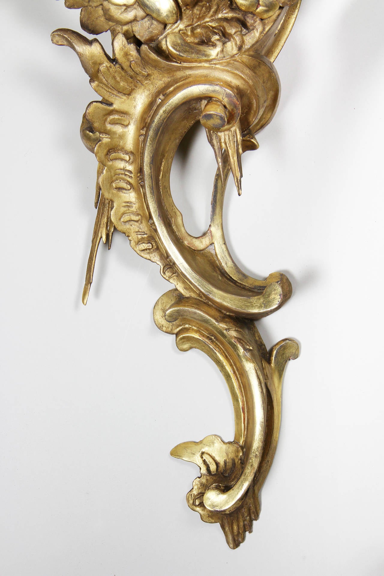 Pair of George III Giltwood Wall Brackets For Sale 1
