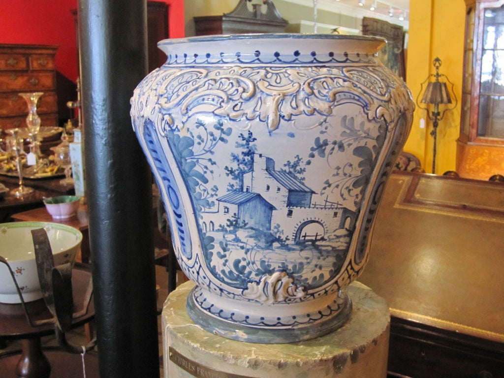 Large Italian Majolica Blue And White Vase