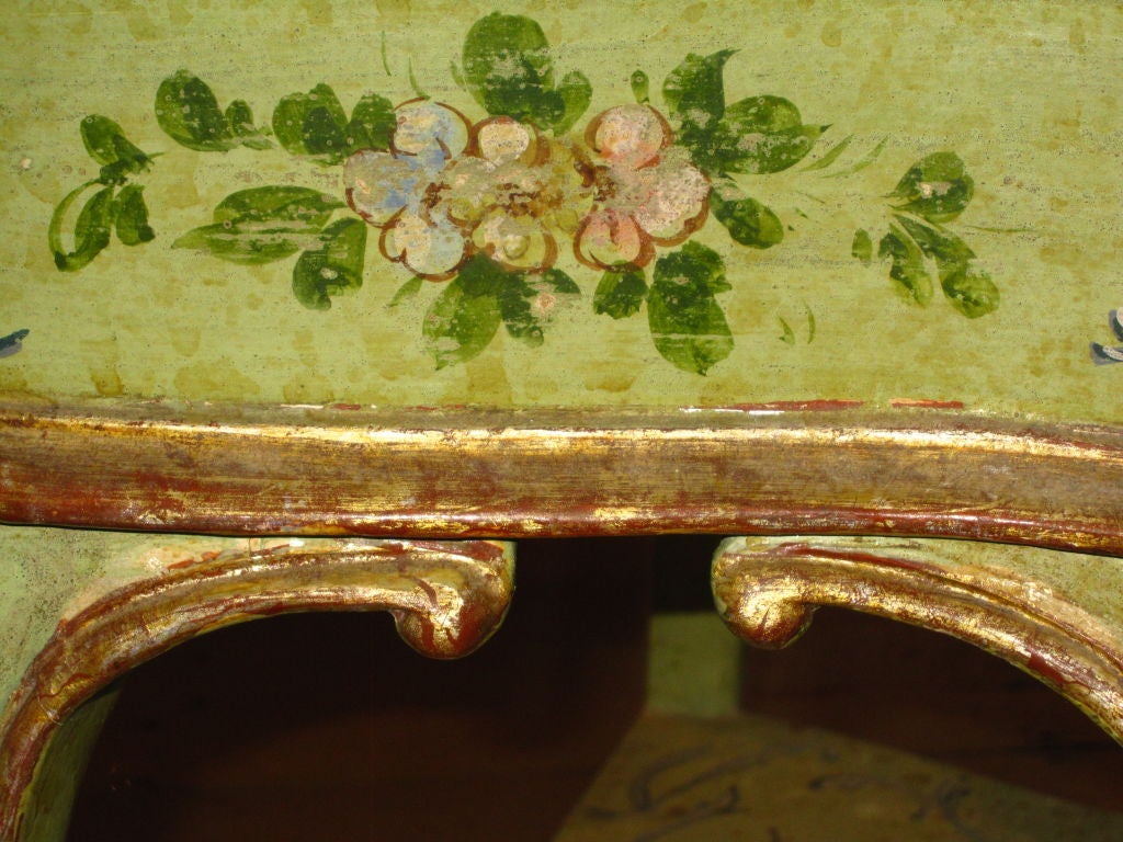 Venitian Rococo Style Painted Side Table 1