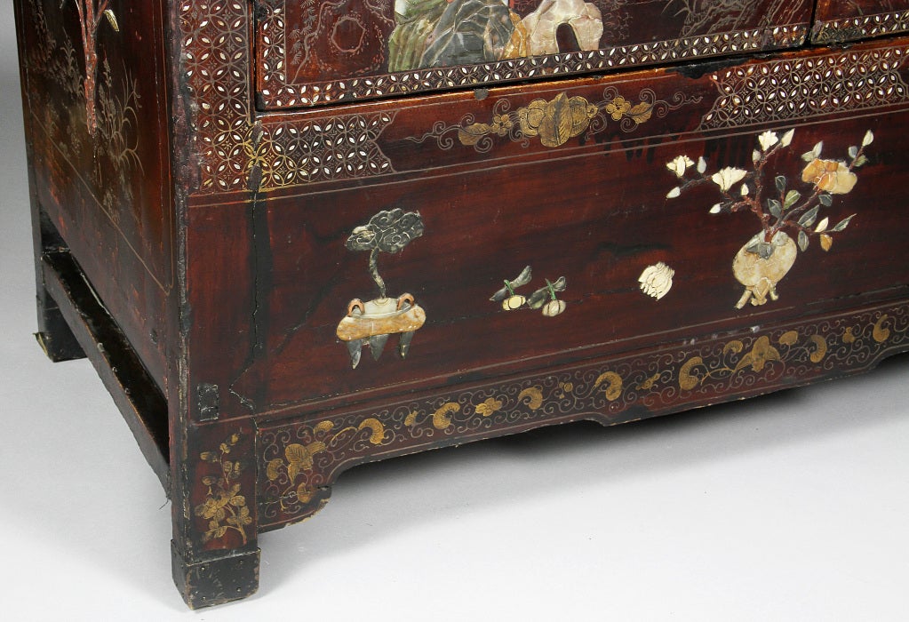 Chinese Lacquer And Hardstone Mounted Cabinet 4