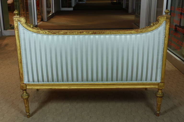 French Louis XVI Style Giltwood Settee In Good Condition In Pembroke, MA