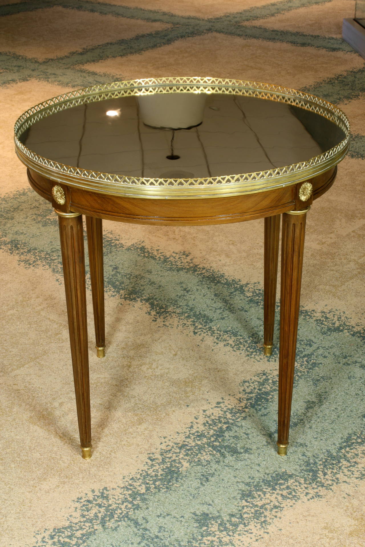 Gilt French Louis XVI Style Mirrored Gueridon For Sale
