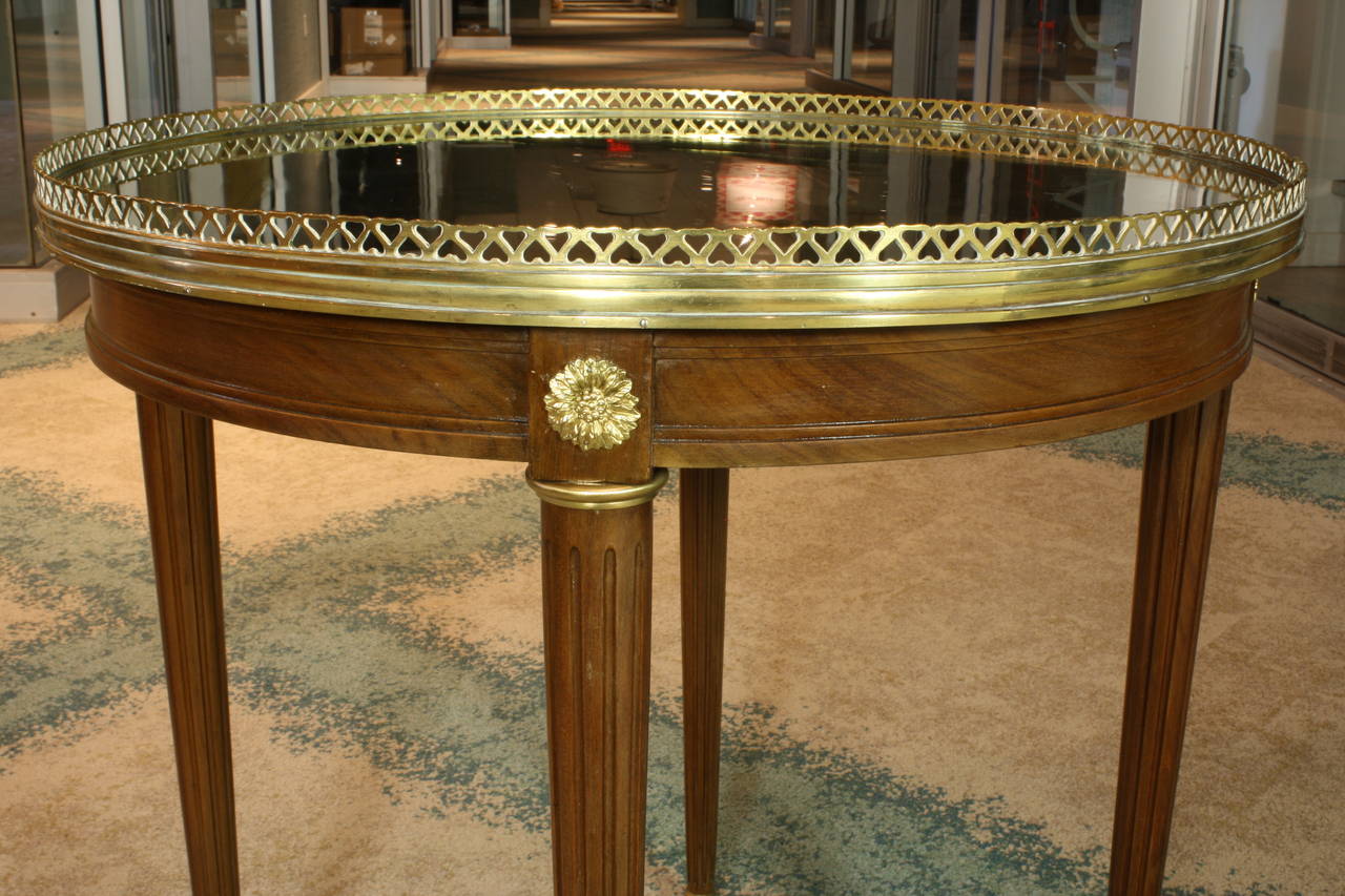 Fruitwood French Louis XVI Style Mirrored Gueridon For Sale