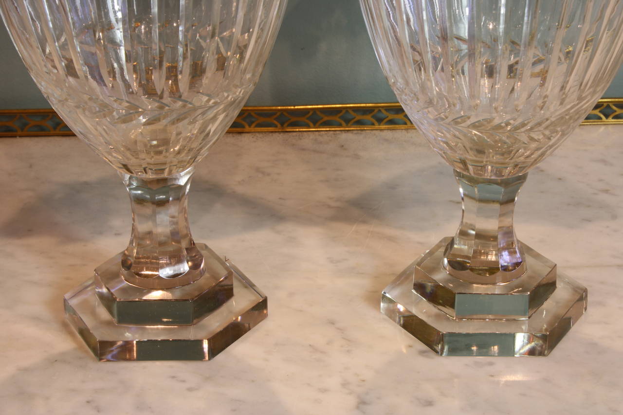 Pair of English Cut-Glass Covered Urns 3