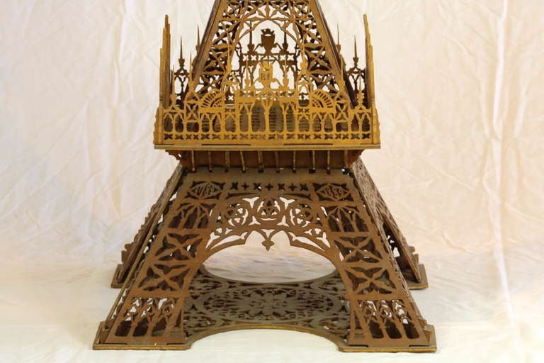 model eiffel tower