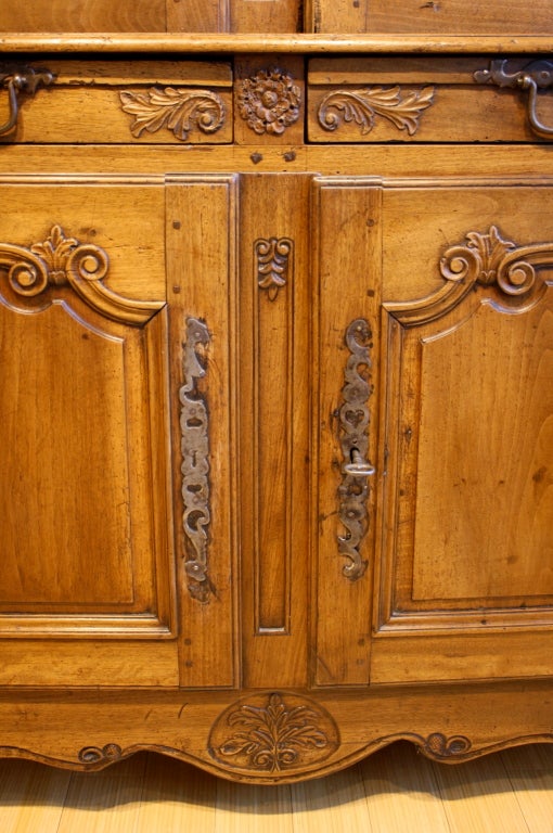 18th Century Louis XV Period Buffet à Deux Corps For Sale