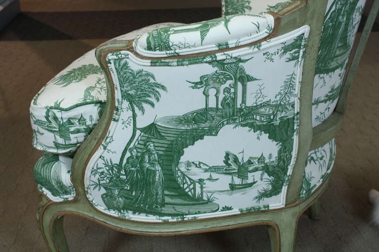 Bergère aus der Zeit Ludwigs XV. in der Chinoiserie Toile im Zustand „Gut“ im Angebot in Pembroke, MA