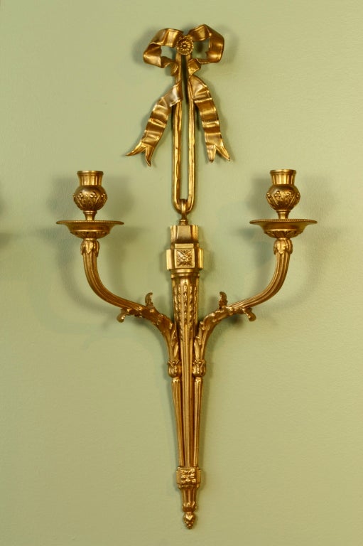 Pair of French Gilt Bronze Neoclassical Sconces In Good Condition For Sale In Pembroke, MA