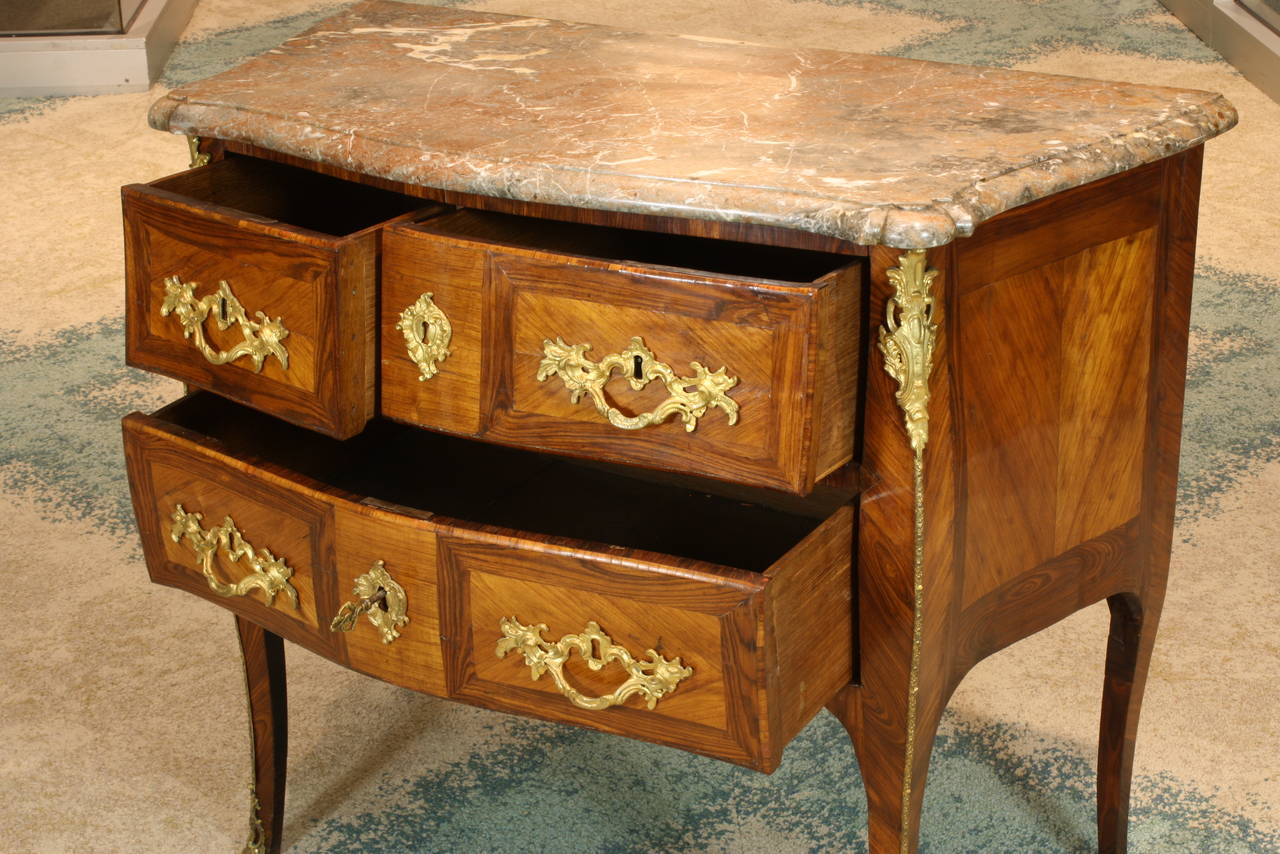 French Louis XV Period Petite Commode In Good Condition In Pembroke, MA