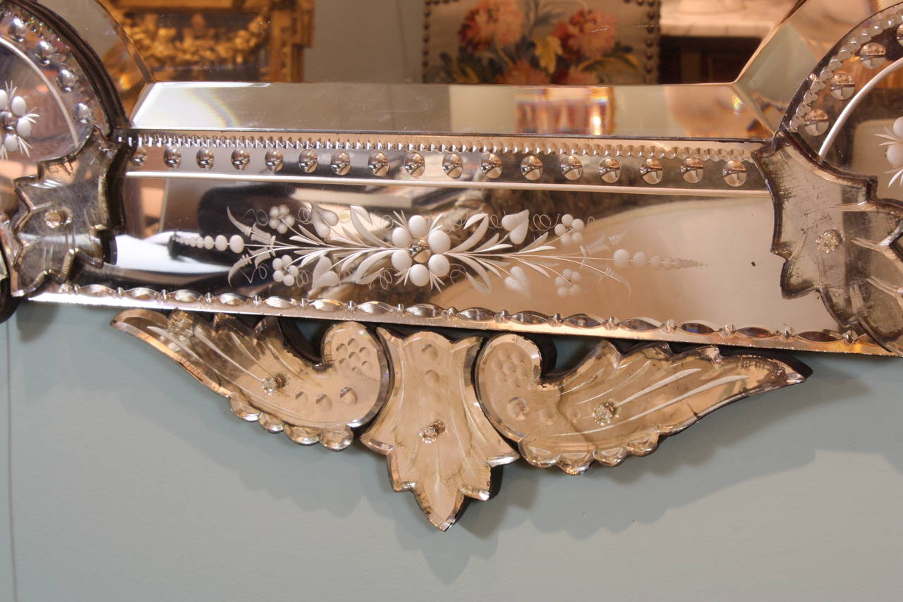 Ornate Venetian Rococo Mirror In Good Condition In Pembroke, MA