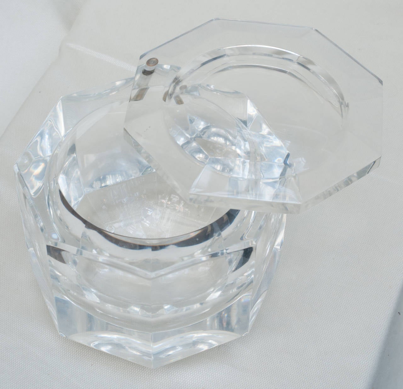 Mid-Century Modern Albrizzi Lucite Ice Bucket