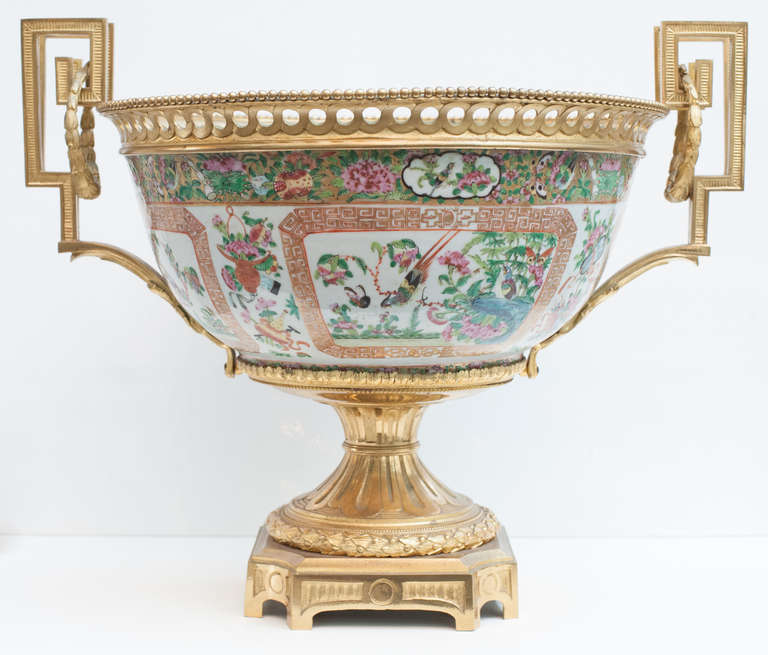 Large Famille Rose Bowl