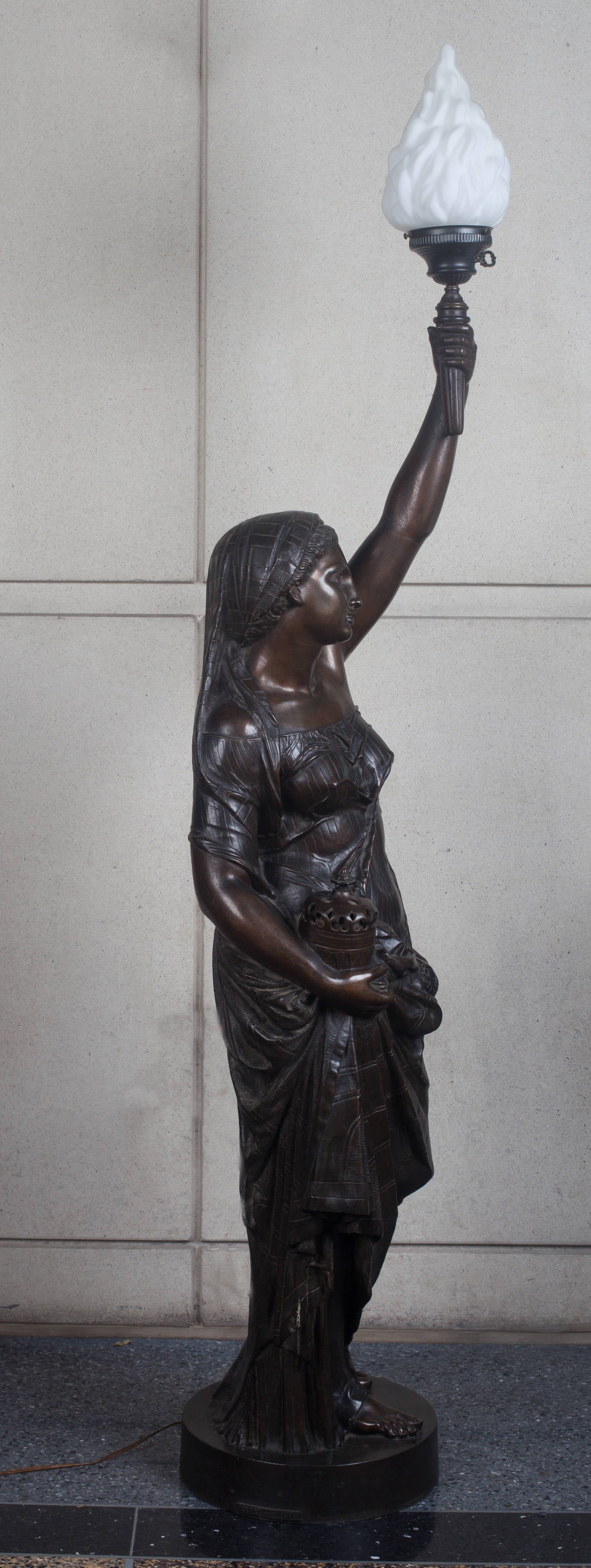 Female Bronzed Figural Newel Post Light In Excellent Condition In West Palm Beach, FL