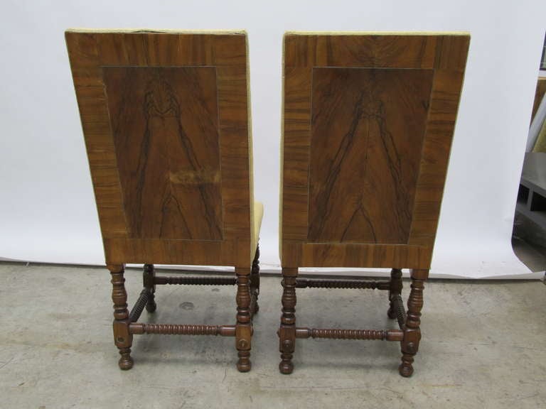 Dining Chairs In Good Condition For Sale In Plainville, KS