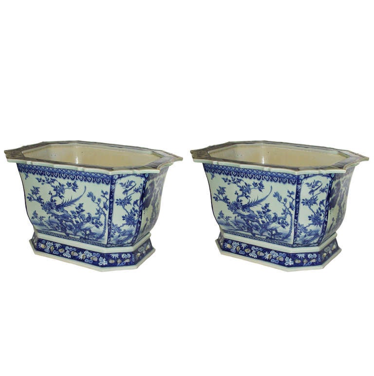 Pair Blue & White Chinese Porcelain Jardineres In Excellent Condition In Montecito, CA