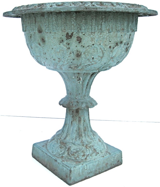 Classical Green Urn