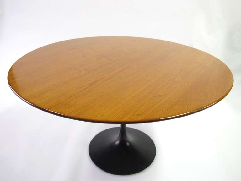 Eero Saarinen Tulip Table - Knoll Associates 1