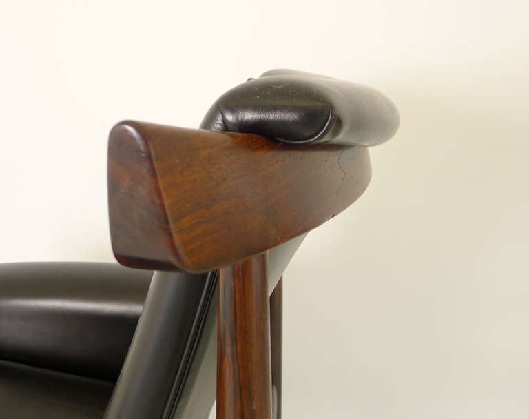 Finn Juhl Rosewood Bwana Chair In Excellent Condition In Wargrave, Berkshire