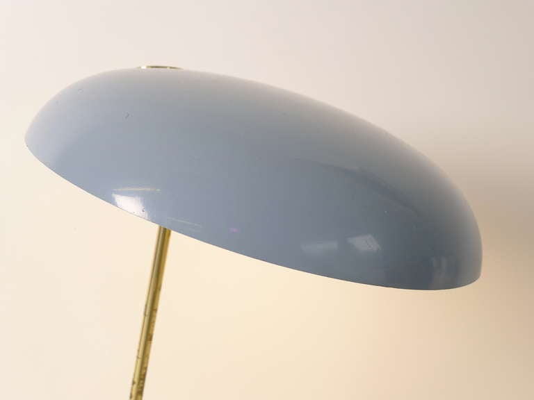 Mid-20th Century Stylish Italian Desk Lamp