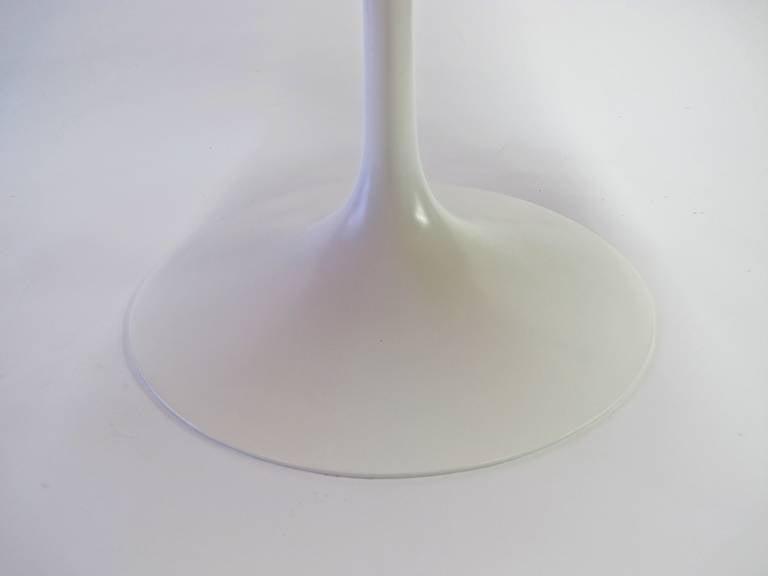 American Eero Saarinen Tulip Table by Knoll