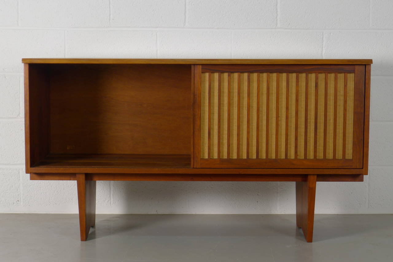 George Nakashima Cabinet In Excellent Condition In Wargrave, Berkshire