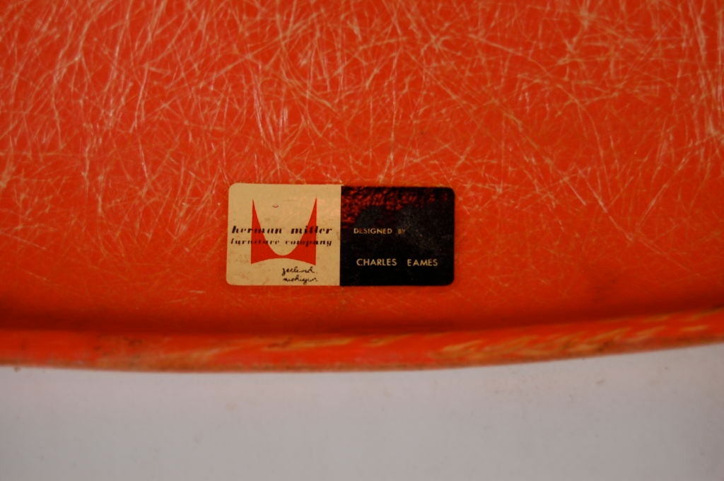Charles Eames ; Rope Edge Armshell 2