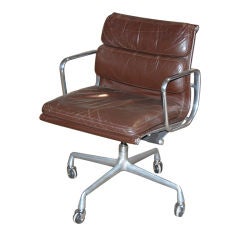 CHARLES AND RAY EAMES ; SOFT PAD DESK CHAIR