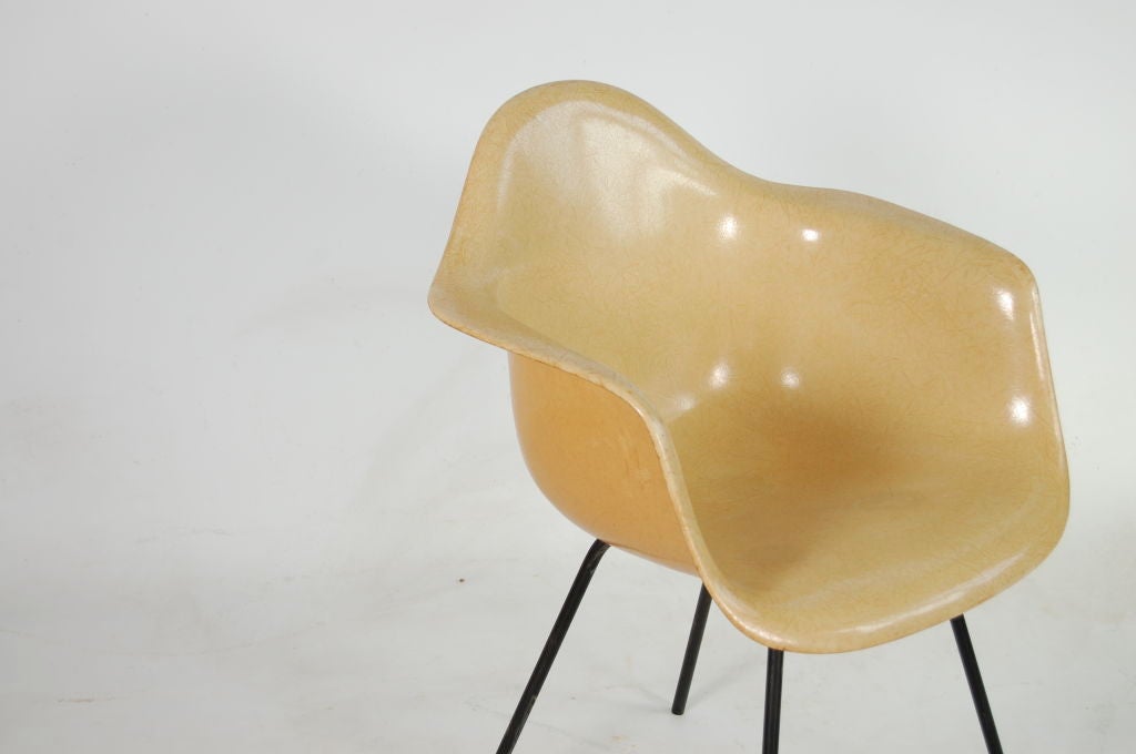 Charles Eames ; Zenith Shell Chair