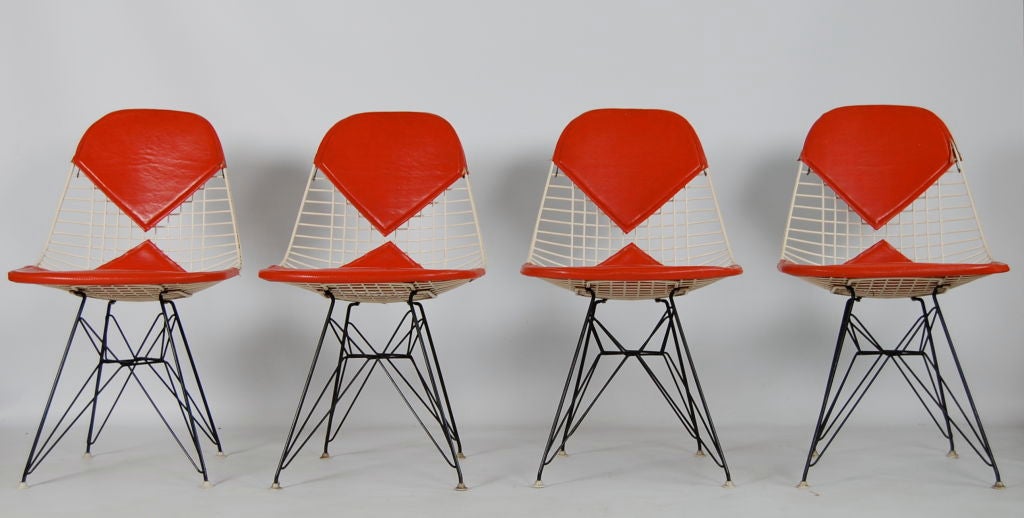 Charles Eames ; 4 Vintage Eiffel Chairs