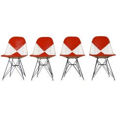 Charles Eames ; 4 Vintage Eiffel Chairs