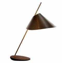Desk lamp by Luigi Caccia Dominioni