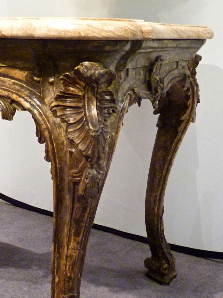 Elegant Venetian Rococo Silver Leaf Gilded Centre Table In Good Condition In London, GB