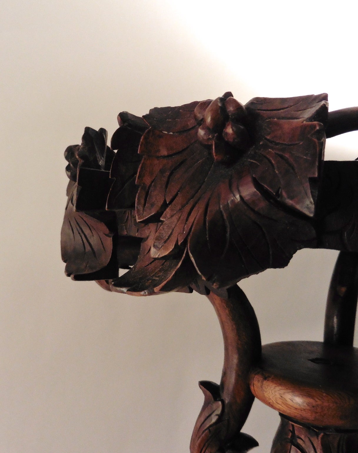 Anglo-Indian Highly Carved Rosewood Tripod Stand, circa 1860 4