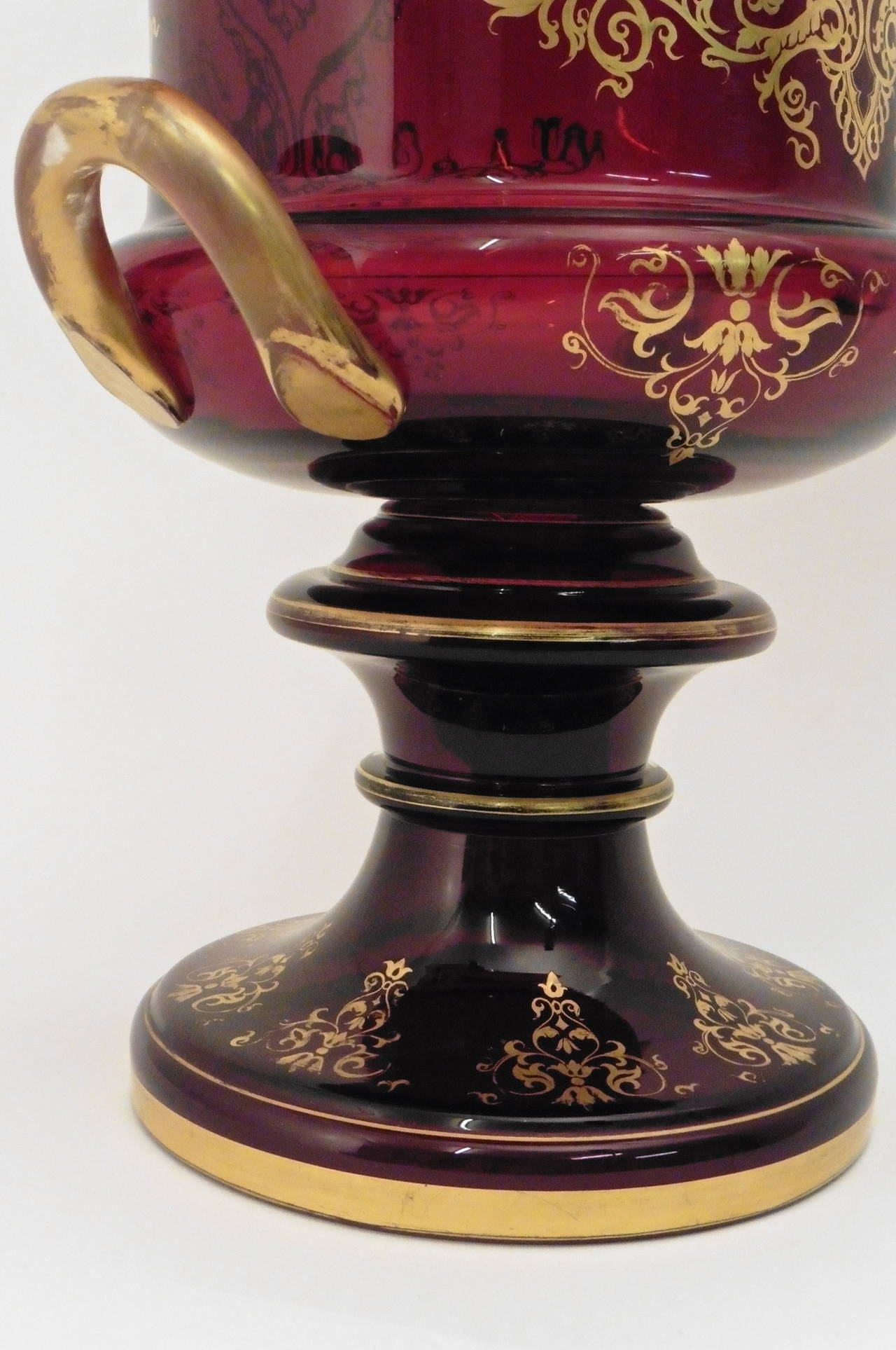 Mid-19th Century Pair of Large English Victorian Gilt Glass Campana Shaped Urns, circa 1860