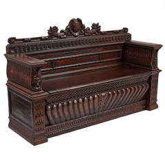 Italian Baroque Walnut Cassapanca, 17th Century