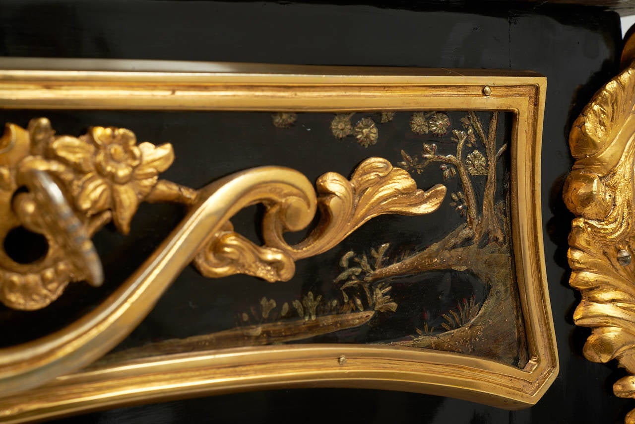 Exquisite French Chinoiserie Lacquered Bureau Plat in the Style of Dubois In Good Condition For Sale In London, GB